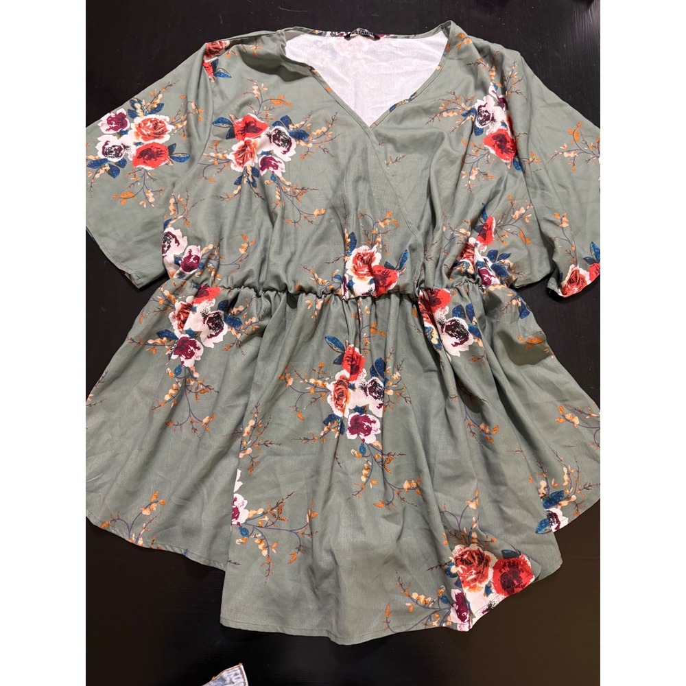 BloomChic Sage Green Floral Wrap V-Neck Peplum Blouse Plus Size US 28